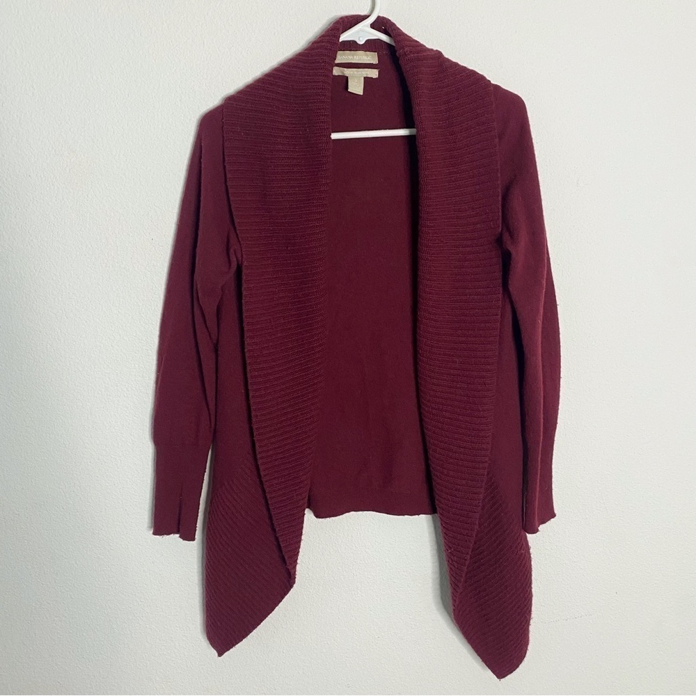 Banana Republic Italian yarn cashmere red long sleeve cardigan size small